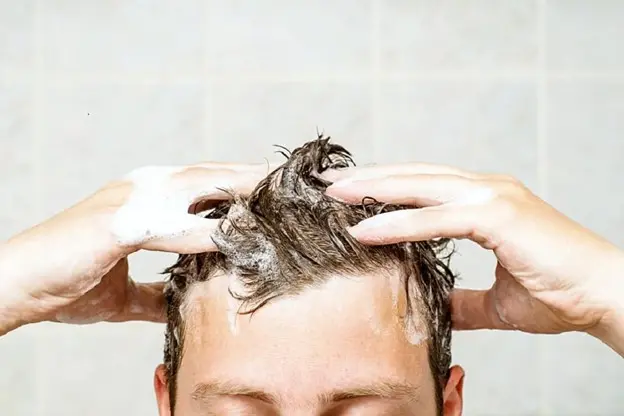 راهنمای جامع انتخاب شامپو بر اساس نوع مو