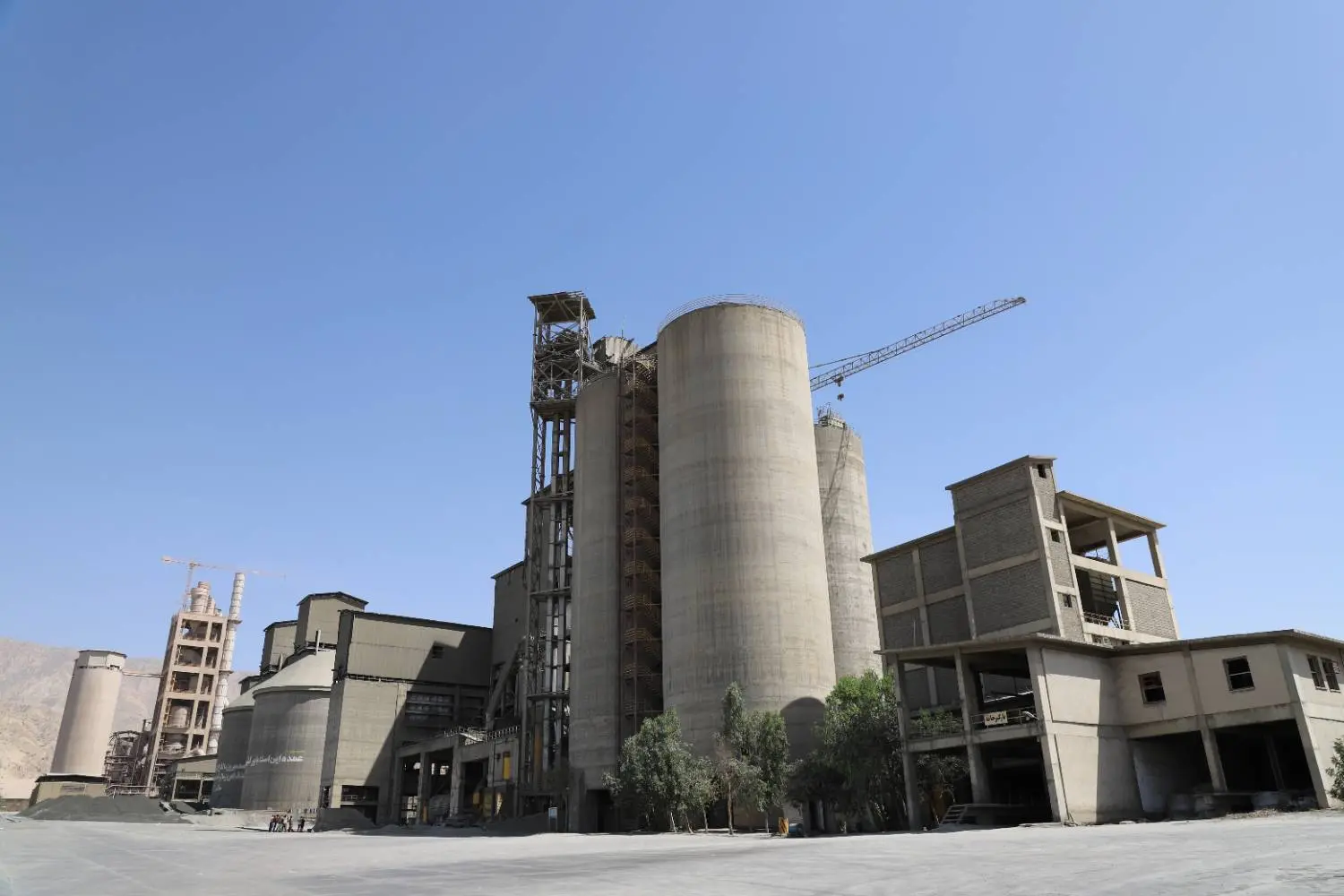 سیمان دشتستان