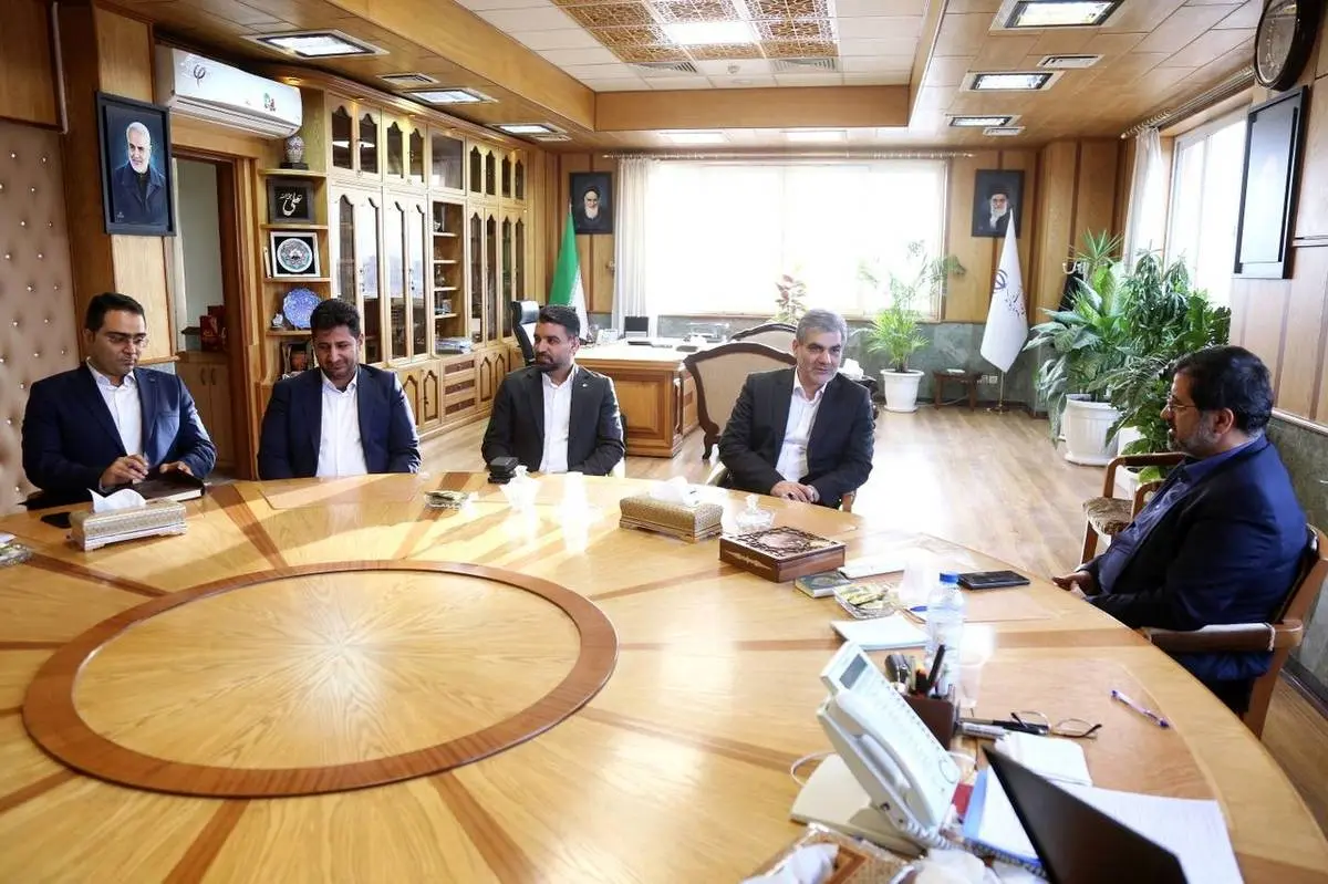 گسترش خدمات قرضالحسنه اقتصاد مردمی را تقویت میکند