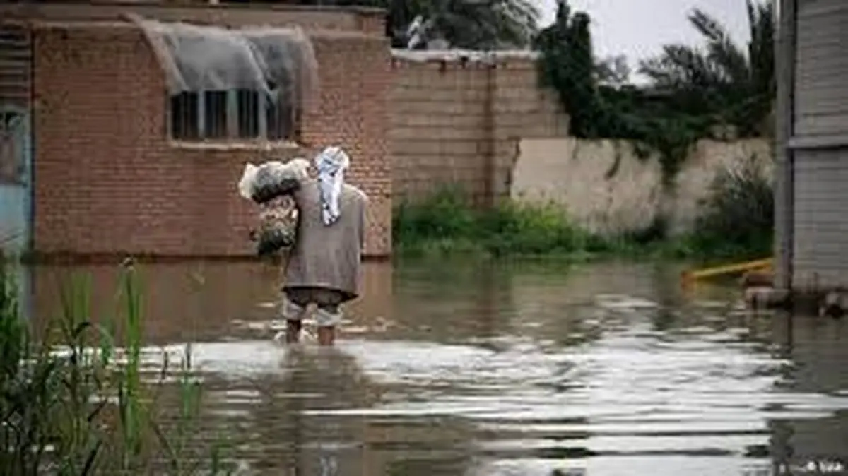 وضعیت بحرانی در اهواز در پی بارش باران + فیلم
