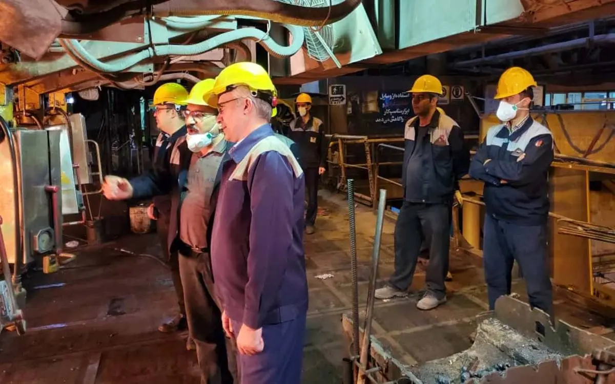 دیدار مدیرعامل شرکت ذوب آهن اصفهان با تلاشگران خط تولید