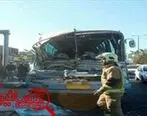 تصادف وحشتناک اتوبوس و کامیون در اتوبان فتح