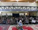 حضور پیرحسینلو مدیر عامل شرکت آلومینای ایران در نماز جماعت این شرکت