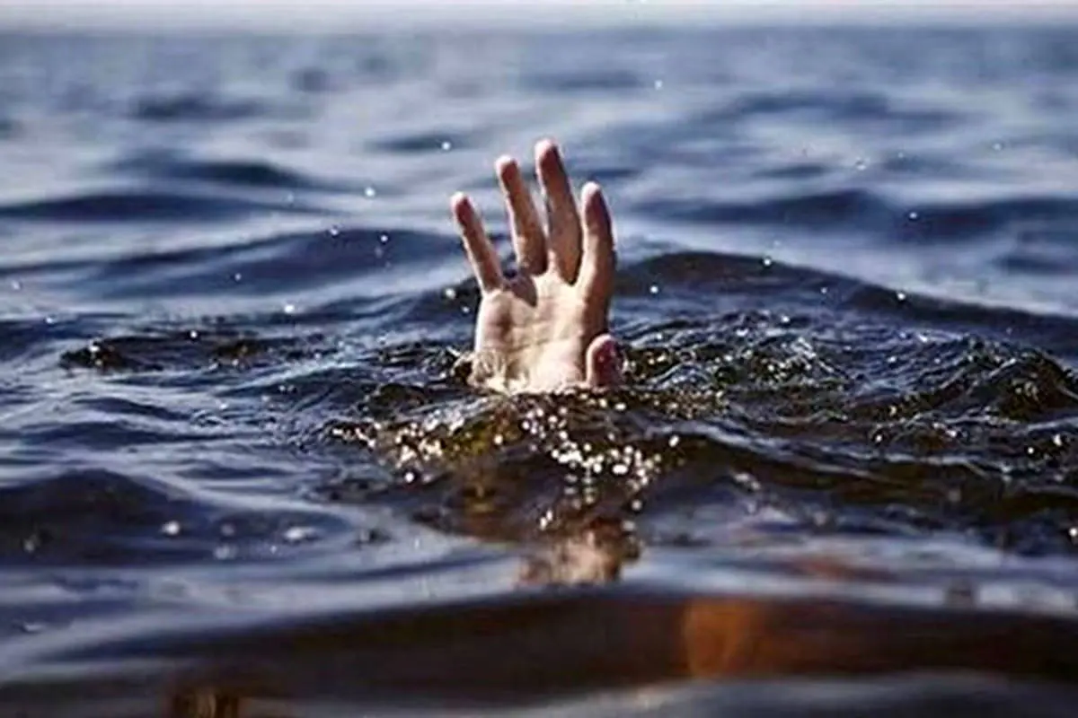 غرق‌ شدن دوقلوهای ۳ ساله در استخر