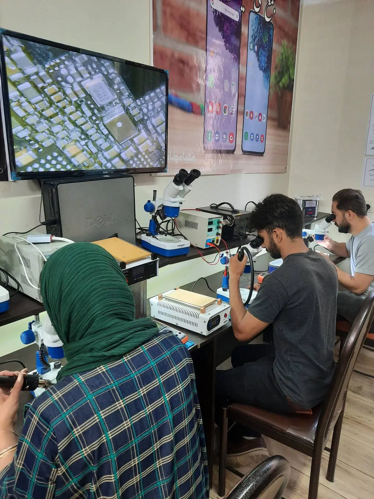 آموزشگاه تعمیرات موبایل در تهران
