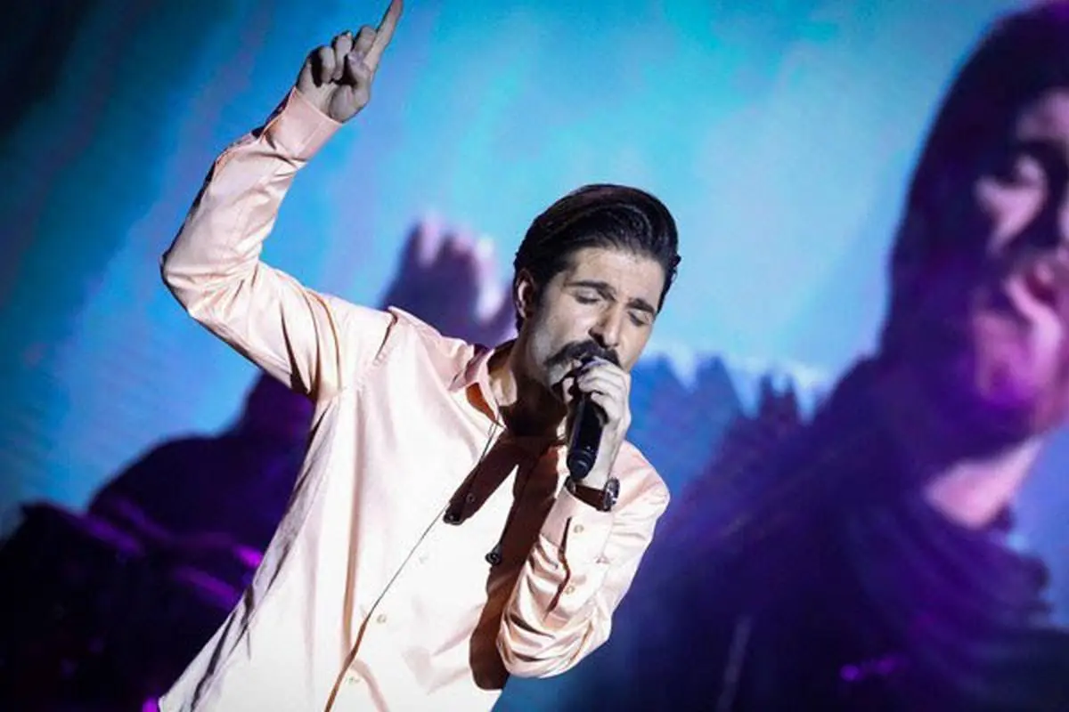 حمید هیراد با اجرای"خوشم میاد " به روی صحنه رفت

