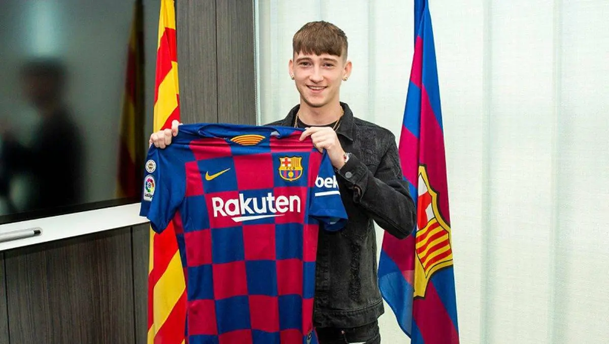 بارسلونا ستاره 16 ساله وست برومویچ را خرید 