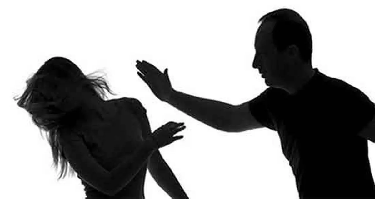 کتک زدن زن حامله توسط چند دختر و پسر جنجال آفرین شد + فیلم