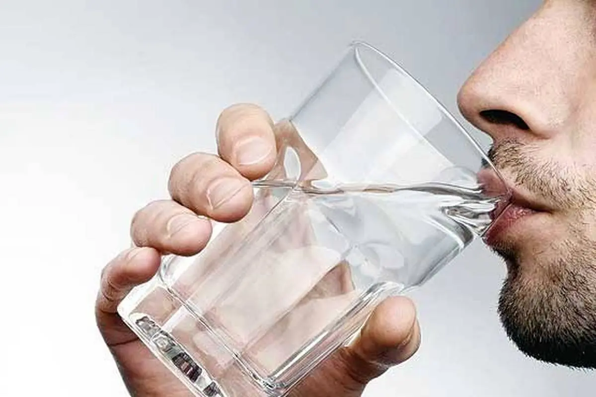 تاثیر جالب زمان نوشیدن آب بر بدن