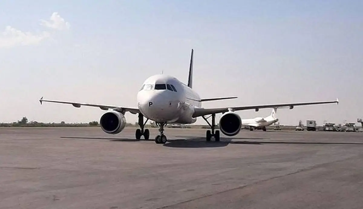 جزئیات حادثه برای هواپیمای شیراز | در هواپیما باز شد