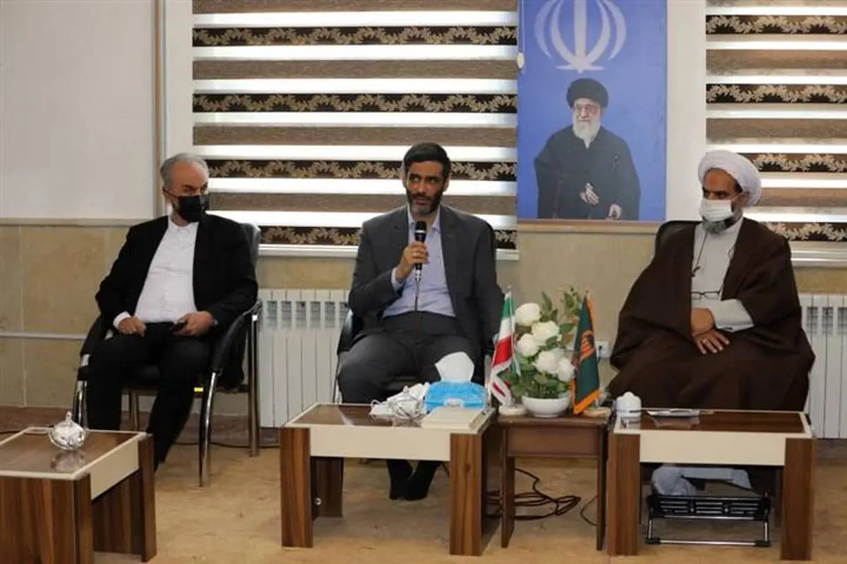 بدنبال جذب منابع برای تکمیل زیرساختهای سرمایه گذاری در مناطق آزاد هستیم