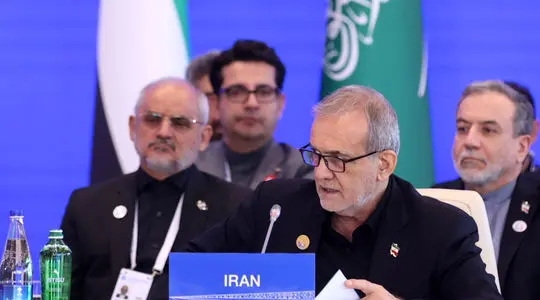 نیروهای مسلح ایران در جنگ تحمیلی ۱۲ روزه درس بزرگی به متجاوزین دادند و مانع گسترش جنگ در منطقه شدند/ تشریح پیشنهادهای ۵ گانه ایران برای چشم‌انداز ۲۰۳۵ اکو