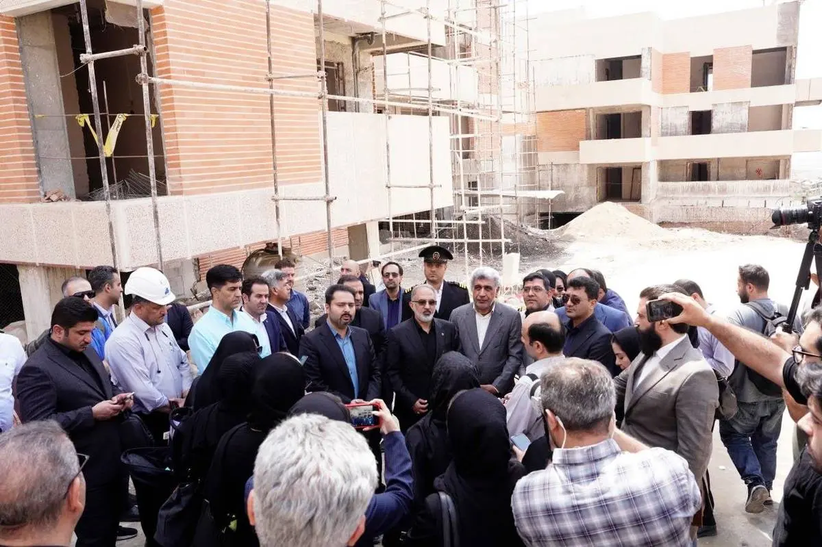 نشست خبری و بازدید میدانی از پروژههای نهضت ملی مسکن و شرکت سرمایهگذاری مسکن