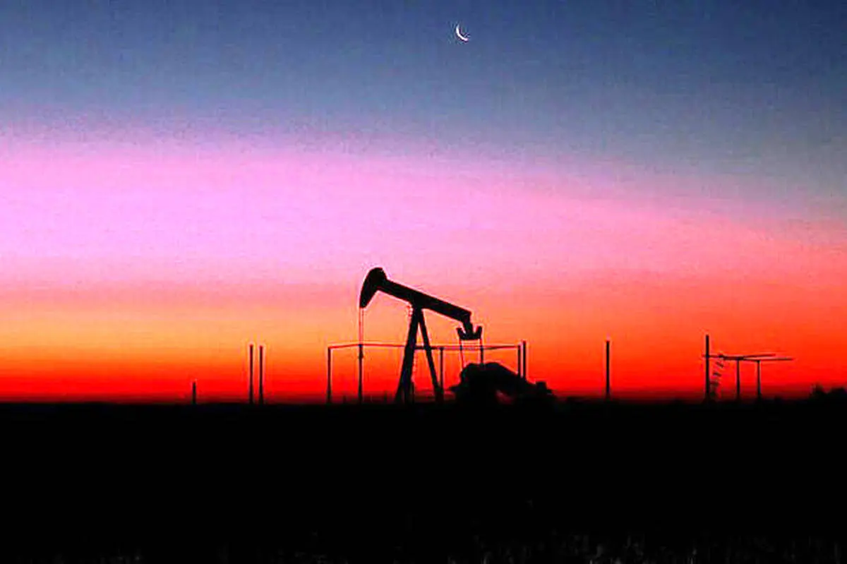احتمال سقوط قیمت نفت برنت به ۱۰ دلار + جزئیات