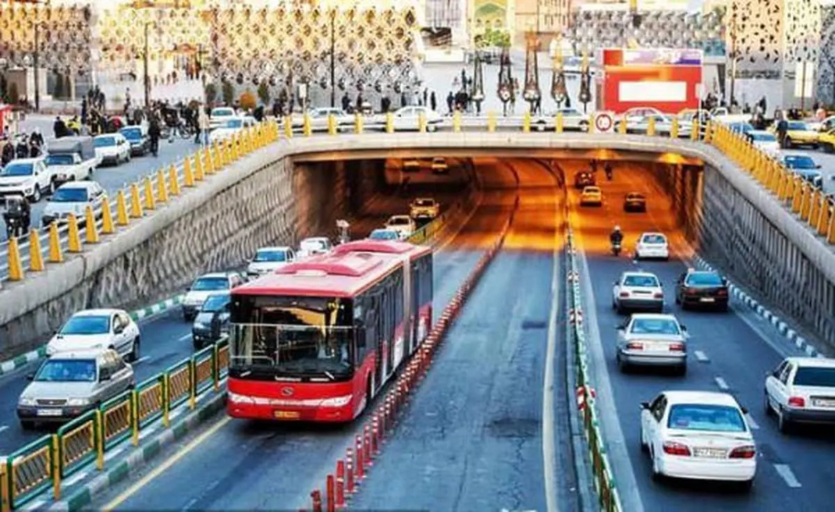 در مهرماه چند دستگاه اتوبوس و مینی بوس وارد پایانه حمل و نقل عمومی میشود