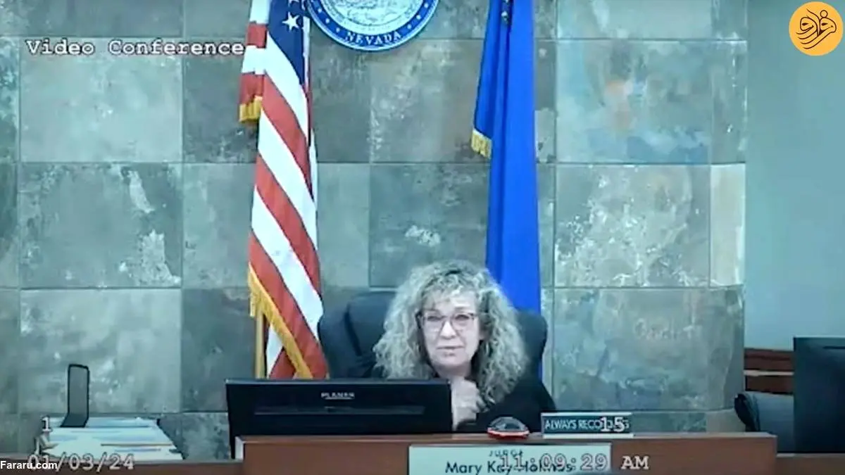 (ویدئو) حمله وحشتناک متهم به قاضی در دادگاه