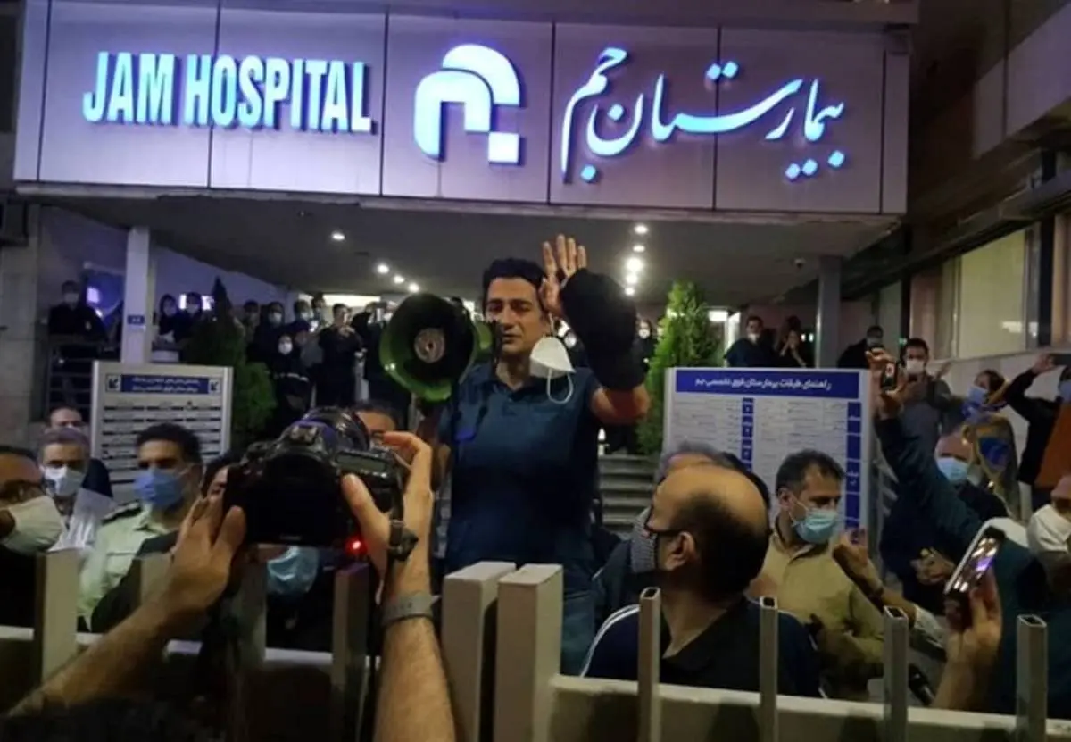 درباره اعتراض تهرانی‌ها به خاکسپاری استاد شجریان در مشهد + فیلم