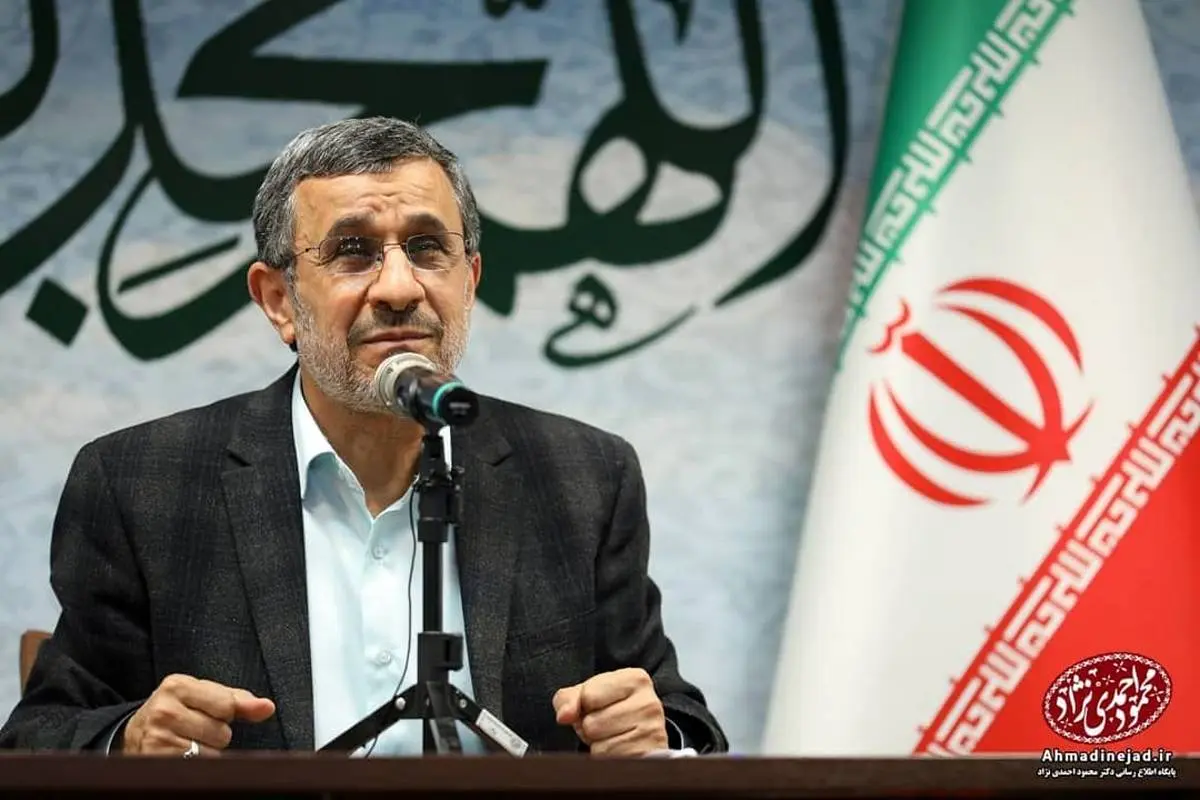 محمود احمدی‌نژاد بیش از اندازه چاق شد | قیافه غیر قابل باور محمود احمدی‌نژاد
