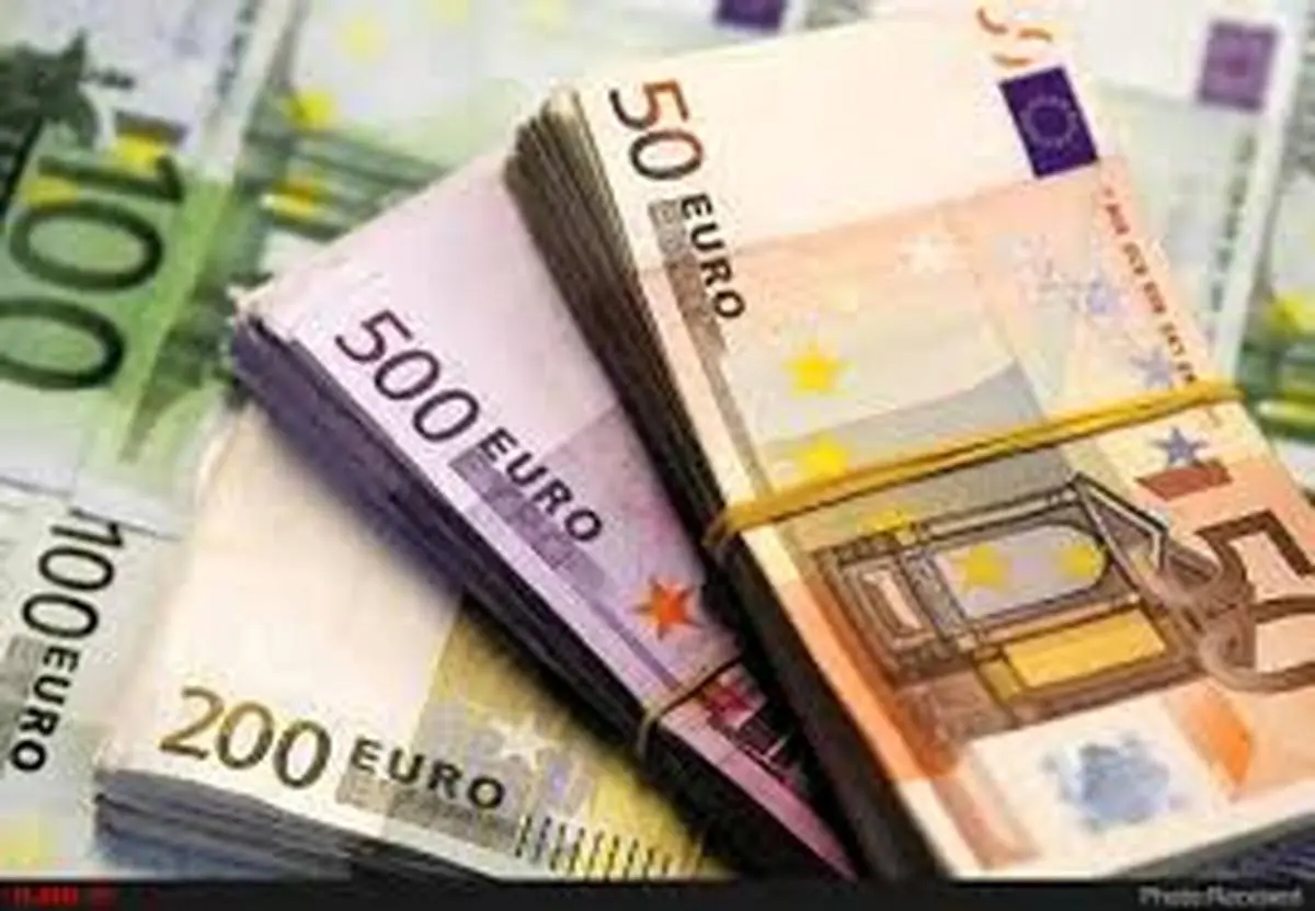 اخرین قیمت دلار و یورو در بازار یکشنبه 6 مرداد + جدول
