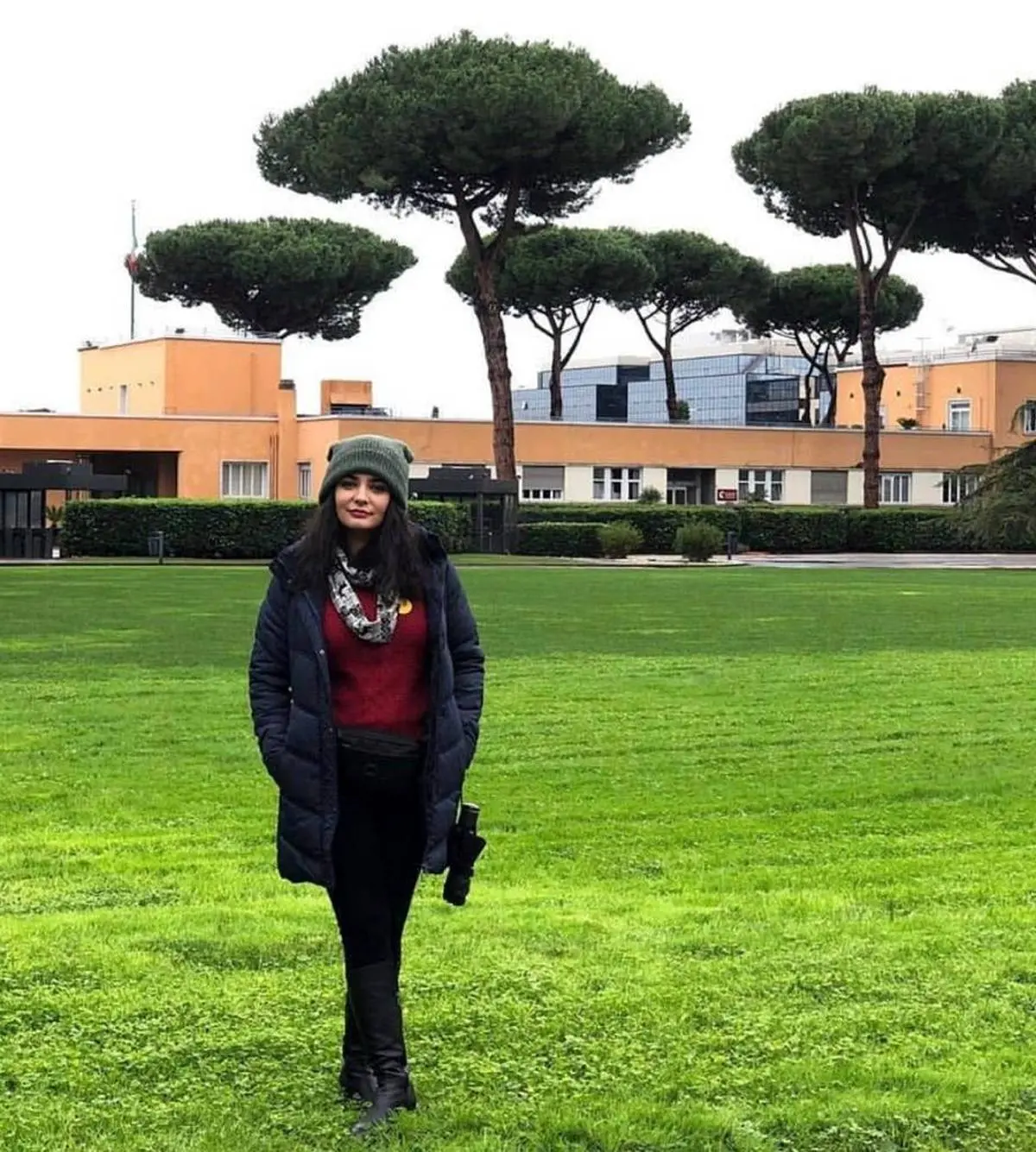 پوشش جنجالی لیندا کیانی در ایتالیا + بیوگرافی و تصاویر دیده نشده از وی