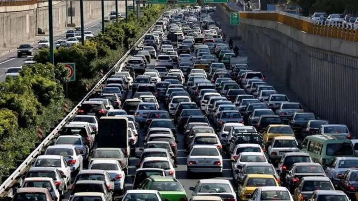 ترافیک سنگین در ۶ بزرگراه پایتخت