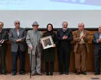  روابط‌عمومی بانک پاسارگاد جوایز هفدهمین جشنواره ملی انتشارات روابط‌عمومی را دِرو کرد