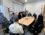 بازدید سرزده دکتر حسن‌پور نماینده مردم کرمان در مجلس شورای اسلامی از بانک صنعت و معدن این استان/ تأکید بر حمایت جدی نظام بانکی از تولید و اشتغال