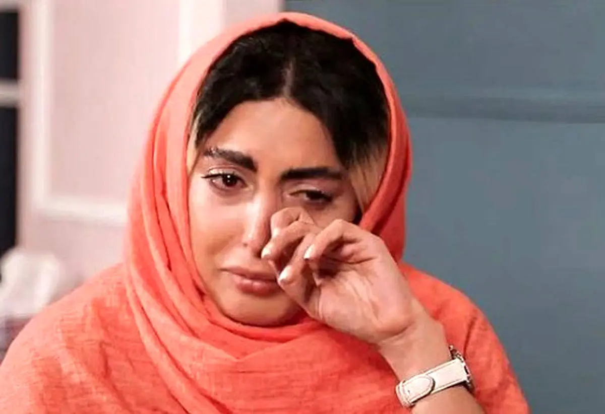 تجاوز جنسی به بازیگر ایرانی او را افسرده کرد | کارگردان متجاوز به ساناز طاری کیست؟