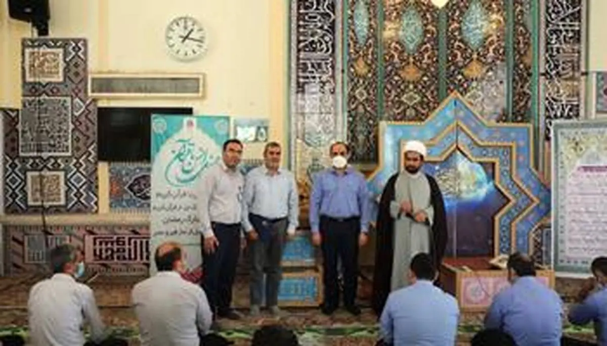  تجلیل از فعالان قرآن و نماز مجتمع پتروشیمی جم