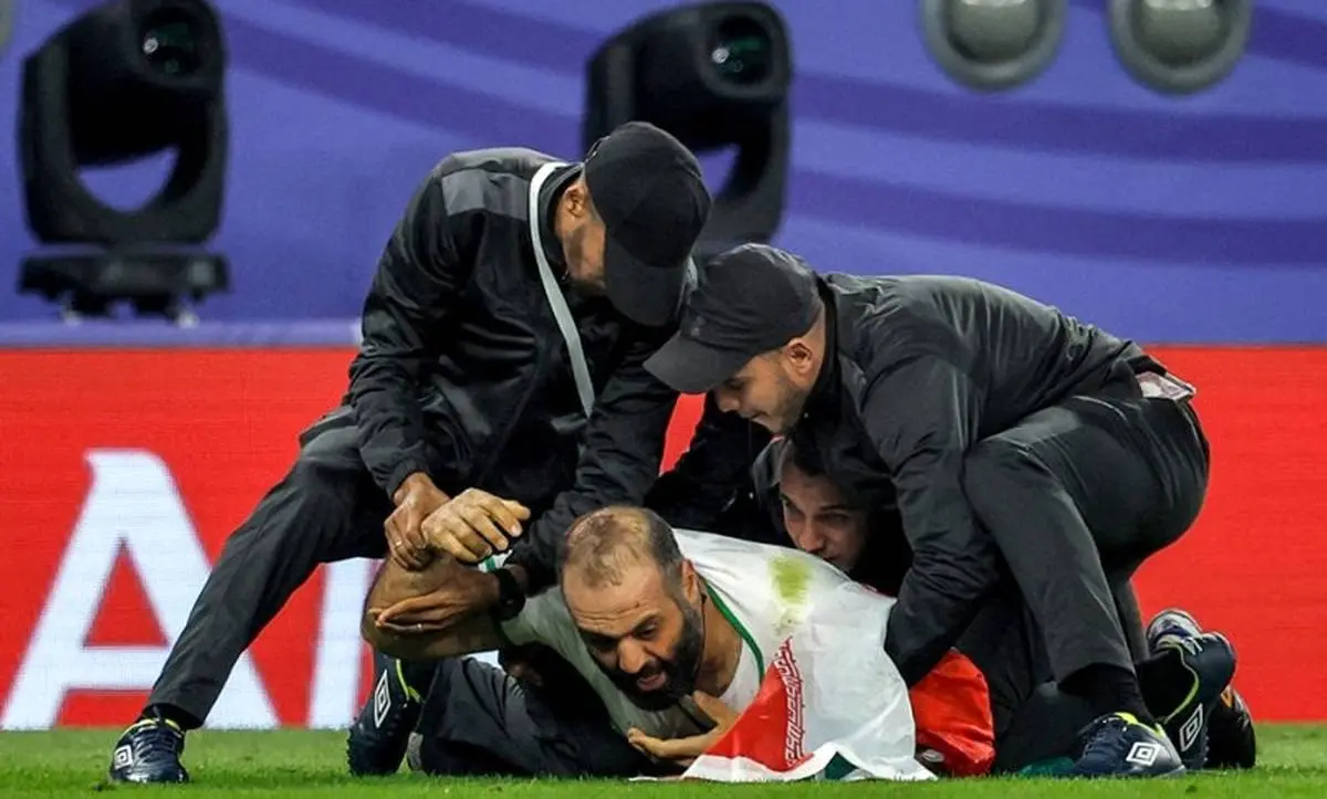 جیمی جامپ بازی ایران و امارات سوژه فضای مجازی شد +عکس
