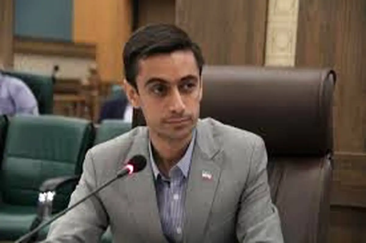انتقاد عضو شورای شهر از وجود فساد در شهرداری شیراز