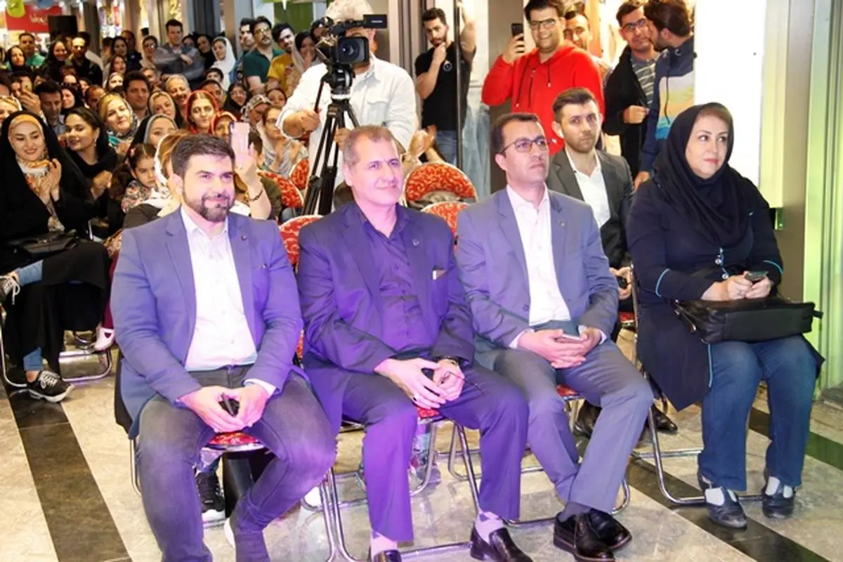 سومین جشنواره طلایی بانک تجارت و ایران کیش کلید خورد