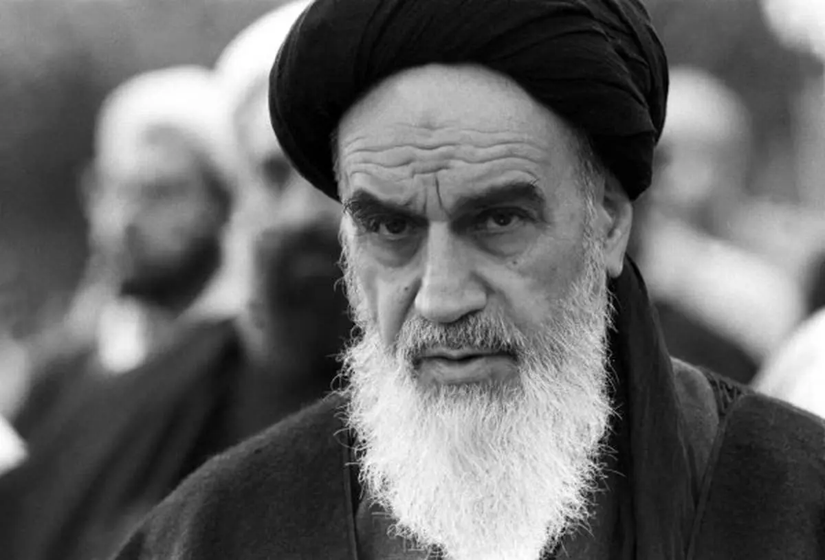 تصاویری از امام خمینی و نوه هایش | عکسهای نایاب از نوه های زیبای امام