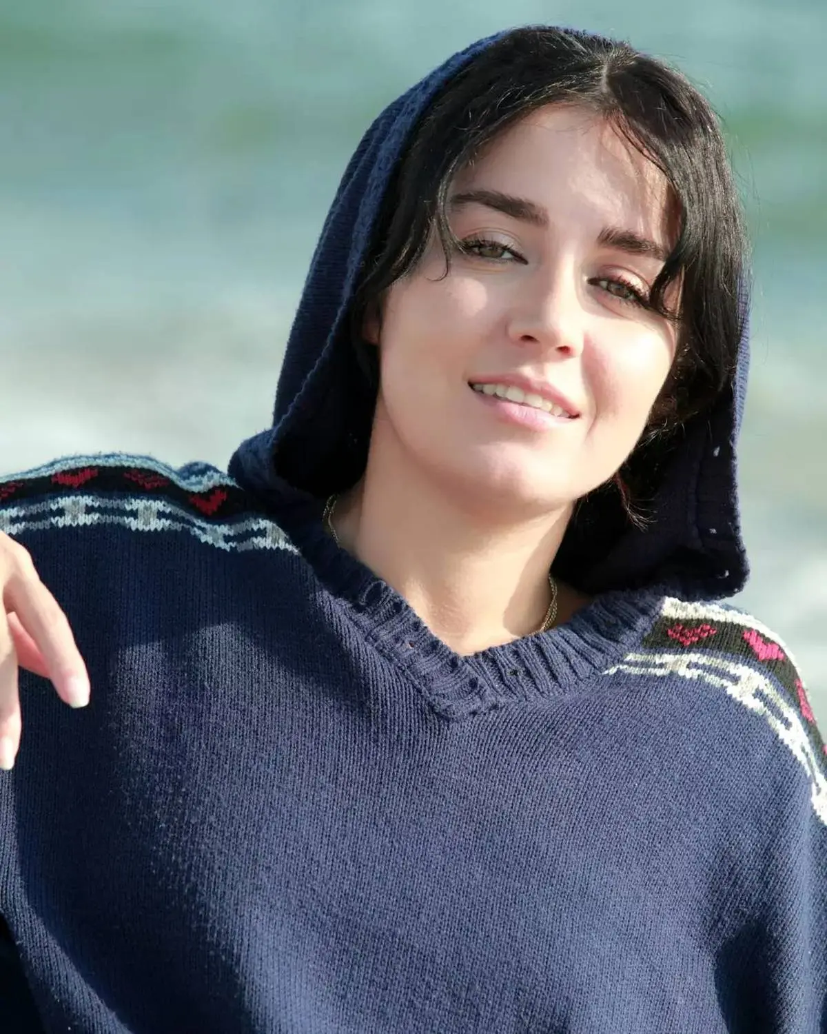برف بازی زیبای افسانه پاکرو | لباس گران قیمت افسانه پاکرو در ترکیه 