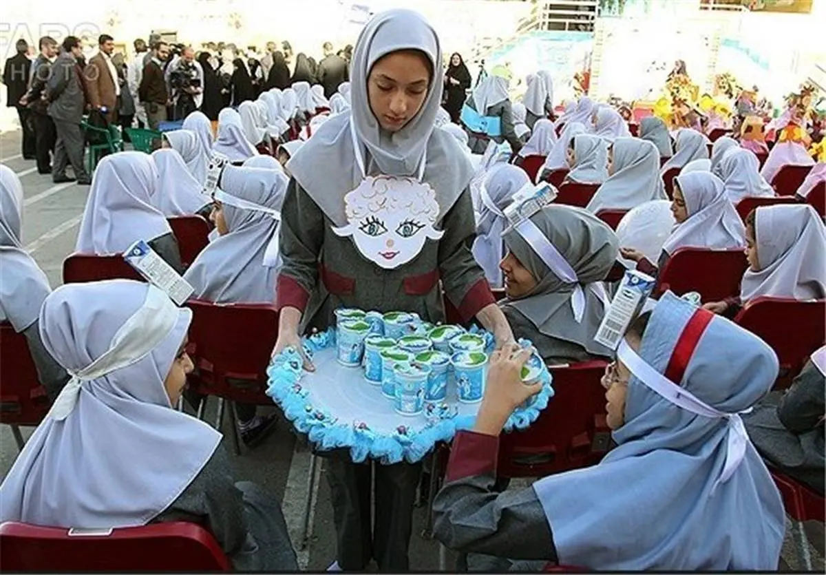 توزیع شیر رایگان در مدارس ۹ استان از ابتدای آذر