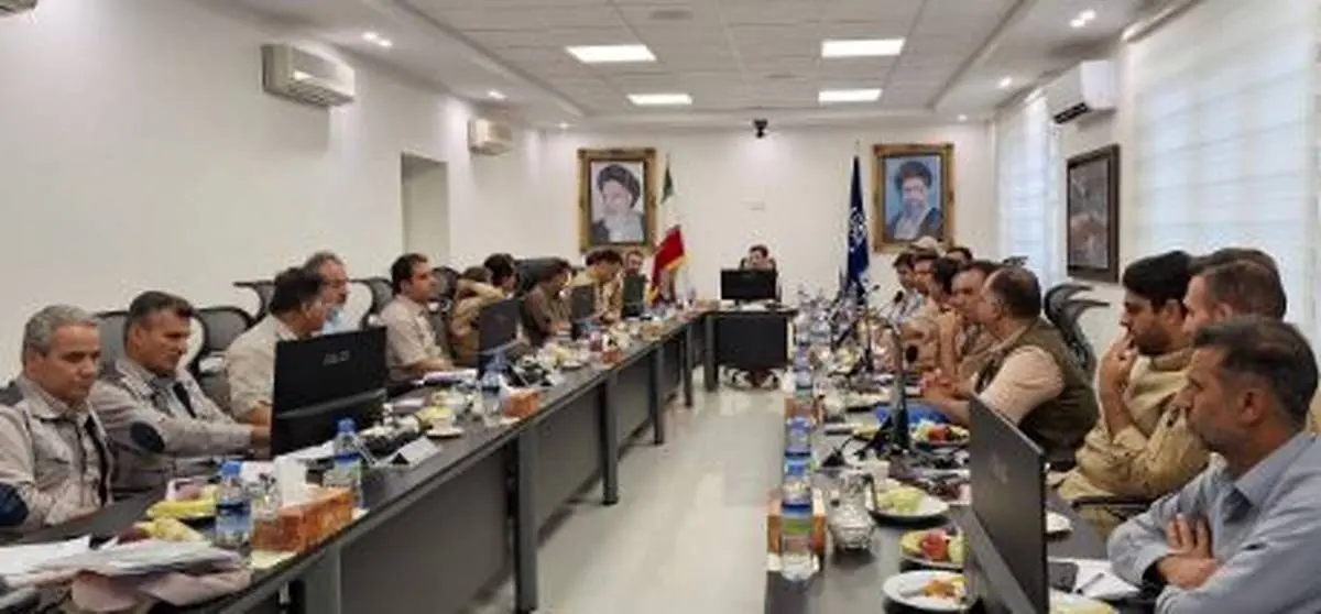 نشست شورای معاونان و مدیران چادرملو در مجتمع معدنی