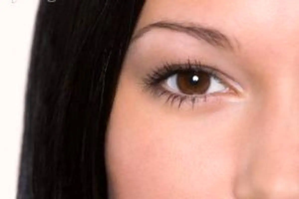 پنج راه‌ حل جذابی که تیرگی دور چشمتان را درمان می کند!