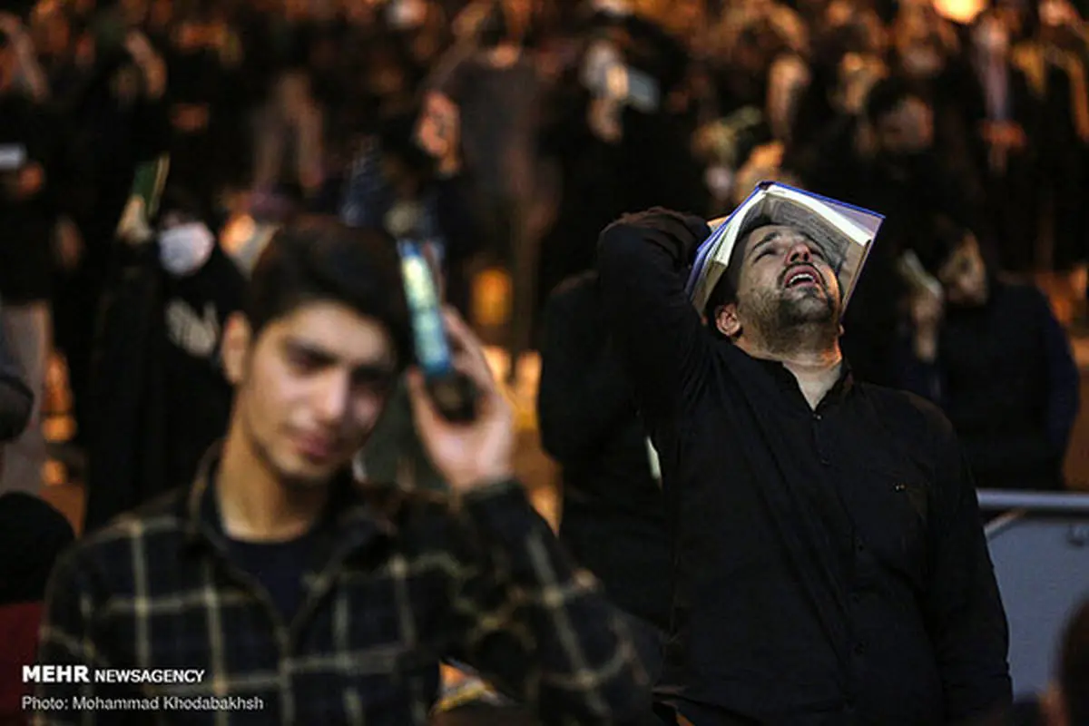 مراسم احیای شب قدر در تهران با رعایت اصول بهداشتی + تصاویر
