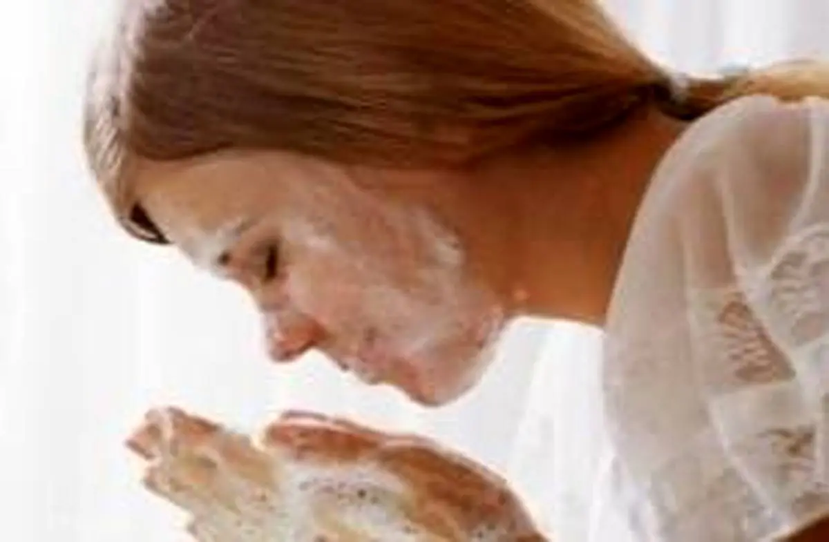 درمان خانگی پوست صورت با ماسک لیمو، گوجه فرنگی و خیار