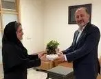 دیدار سرزدۀ مدیرعامل بیمه اتکایی ایرانیان از کارکنان به‌مناسبت روز زن

