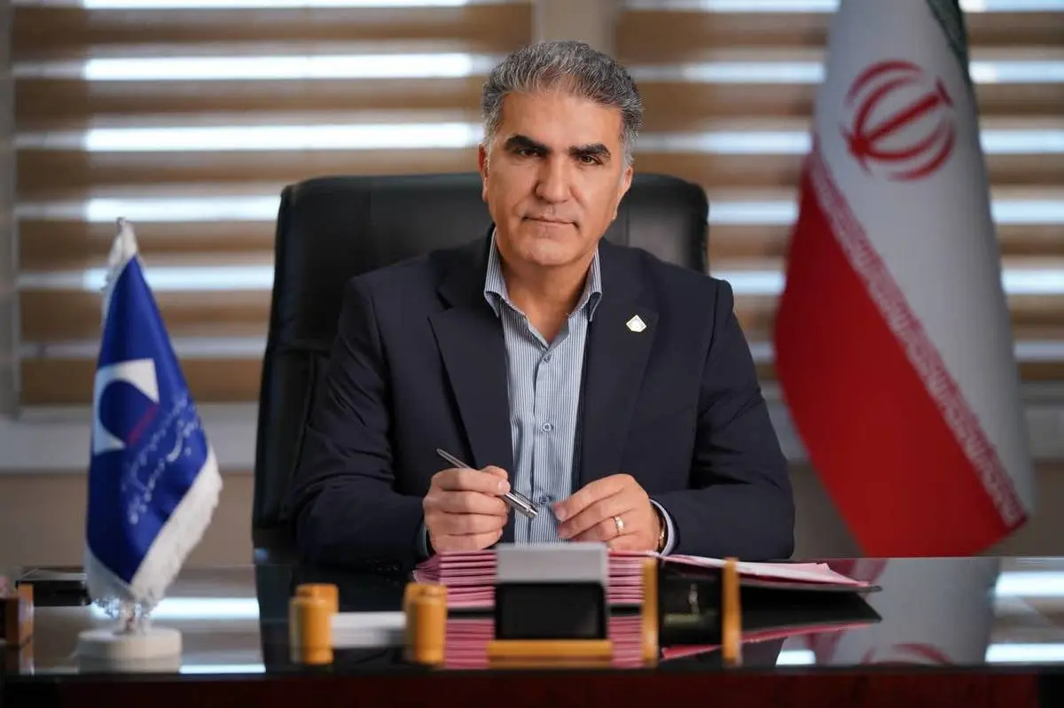 روز خبرنگار گرامی باد