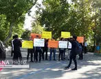 تجمع دانشجویان در دانشگاه تهران بخاطر سخنرانی روحانی در دانشگاه + تصاویر