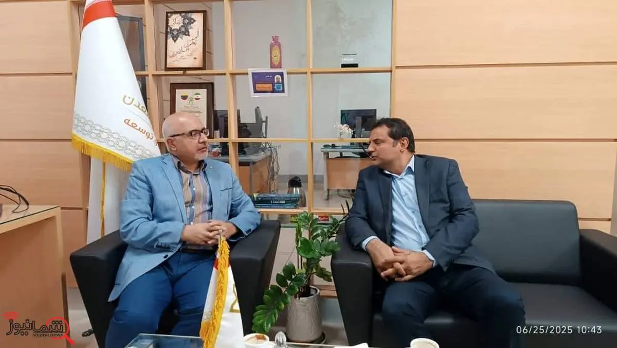 بازدید مدیر امور راهبری شعب بانک صنعت و معدن از شعبه 24*7 این بانک