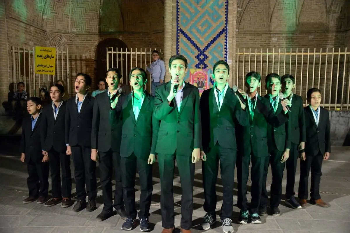 ببینید | اتفاق تلخ برای کودکان با اجرای سرود سلام فرمانده