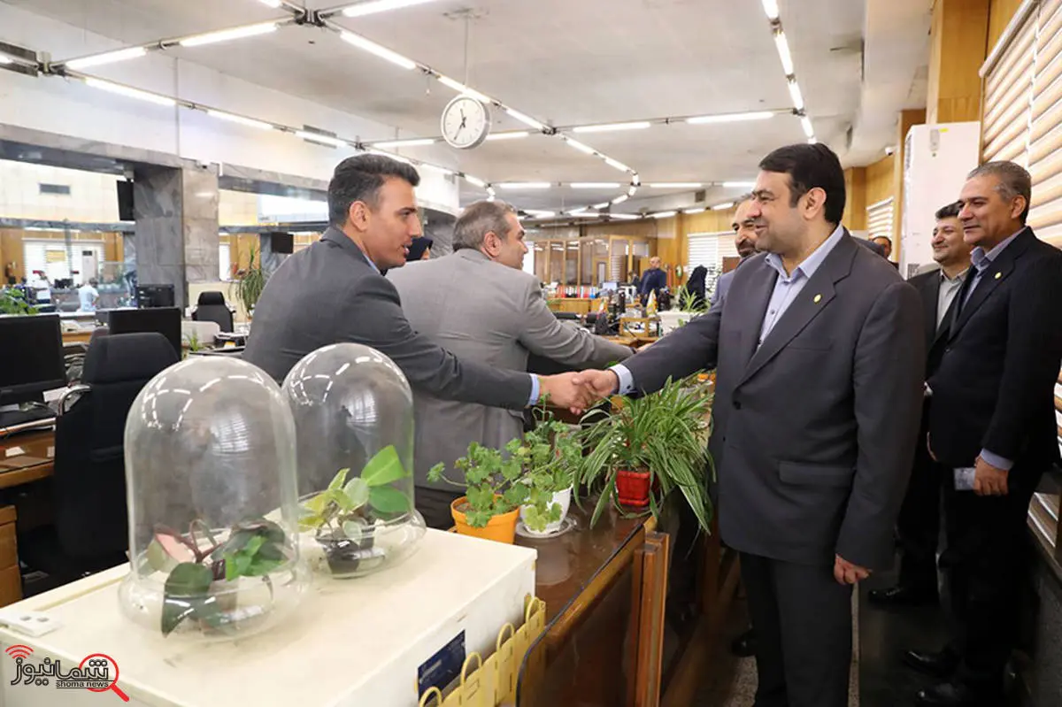 بازدید مدیرعامل بانک ملی ایران از شرکت داده ورزی سداد و شعبه مرکزی