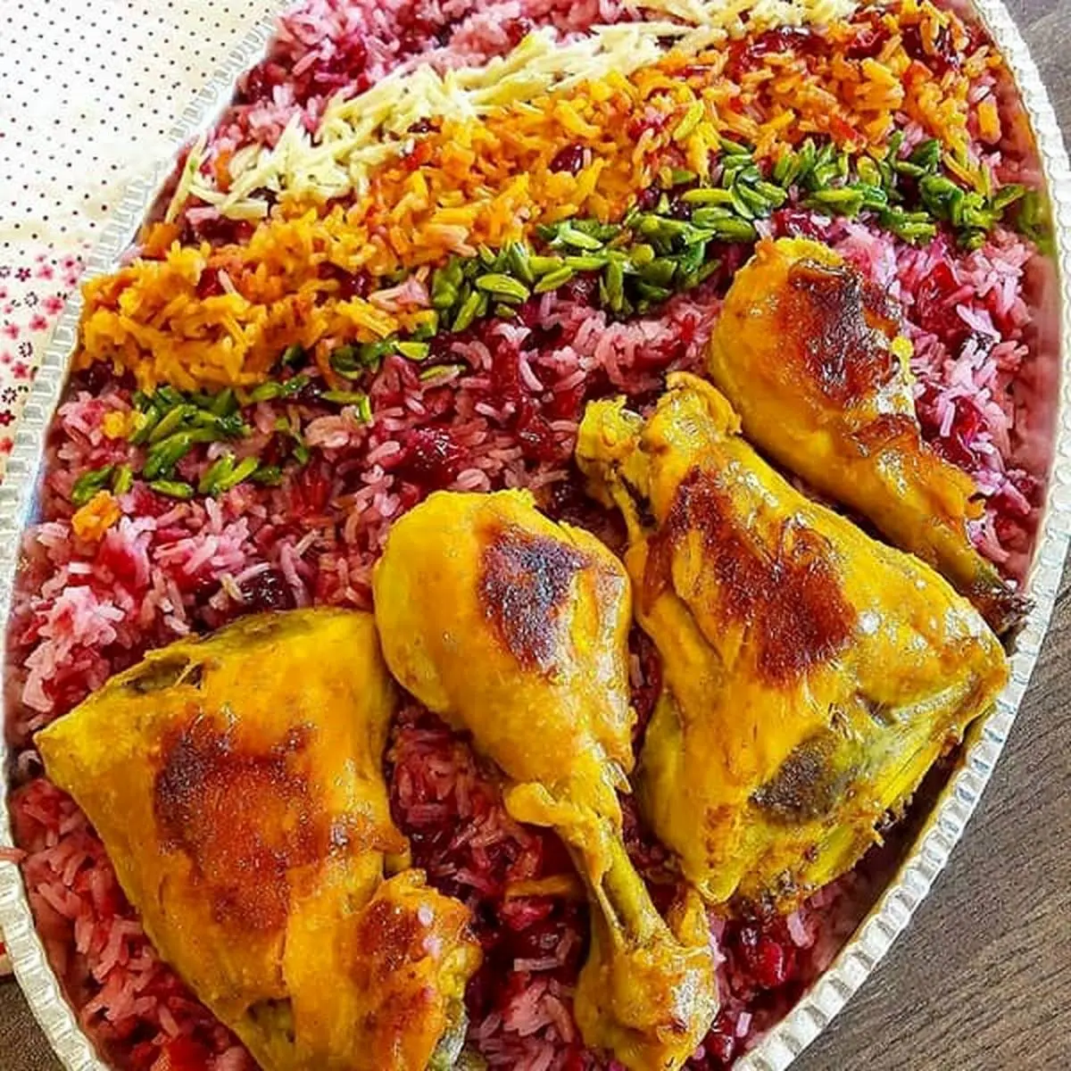 یک غذای اصیل ایرانی به لیست غذاهات اضافه کن | طرز تهیه آلبالو پلو به روش اصیل ایرانی 