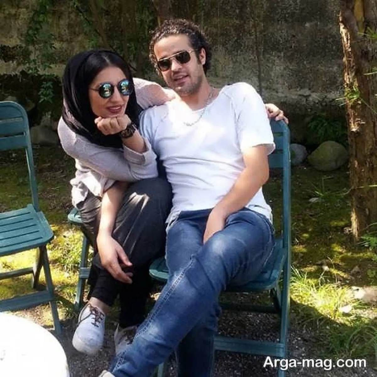 عکس جدید منصور پوست شیر کنار همسرش | همسر مجتبی پیرزاده با این عکس عاشقانه اش جنجالی شد