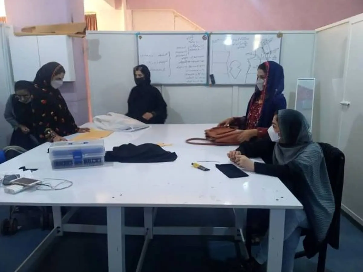 برگزاری دوره های آموزشی در مدرسه عالی و صنایع خلاق مکران منطقه آزاد چابهار