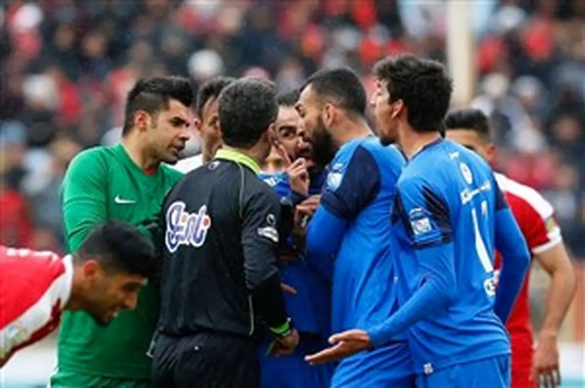تیم های لیگ برتری در انتظار جریمه + عکس