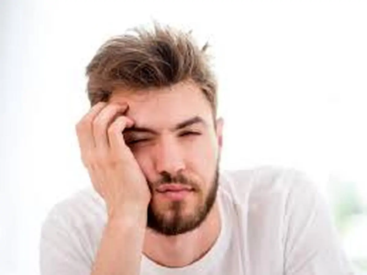 چه عواملی باعث سردرد های صبحگاهی می شود؟